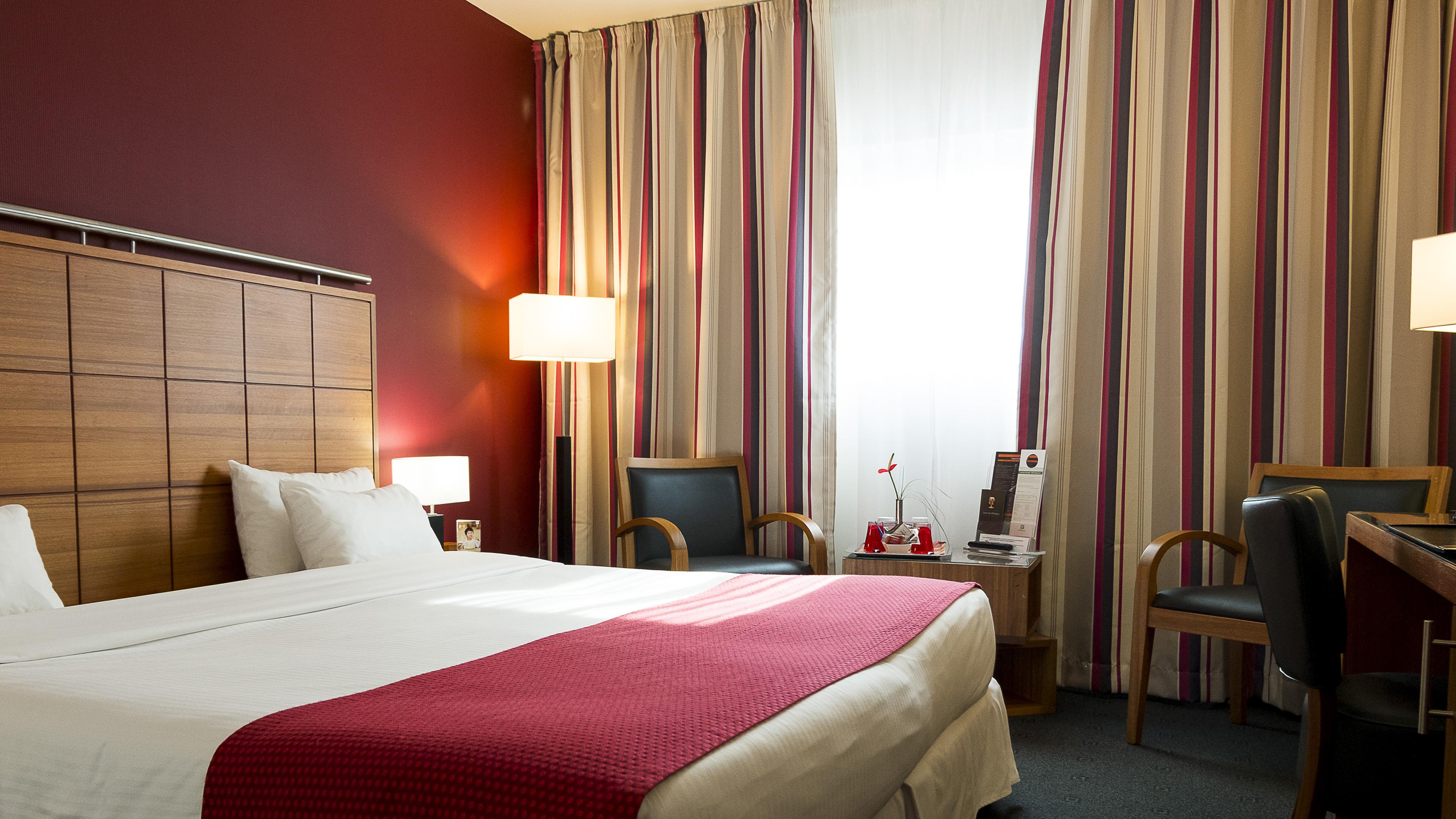 Holiday Inn Bordeaux Sud - Pessac By Ihg Esterno foto