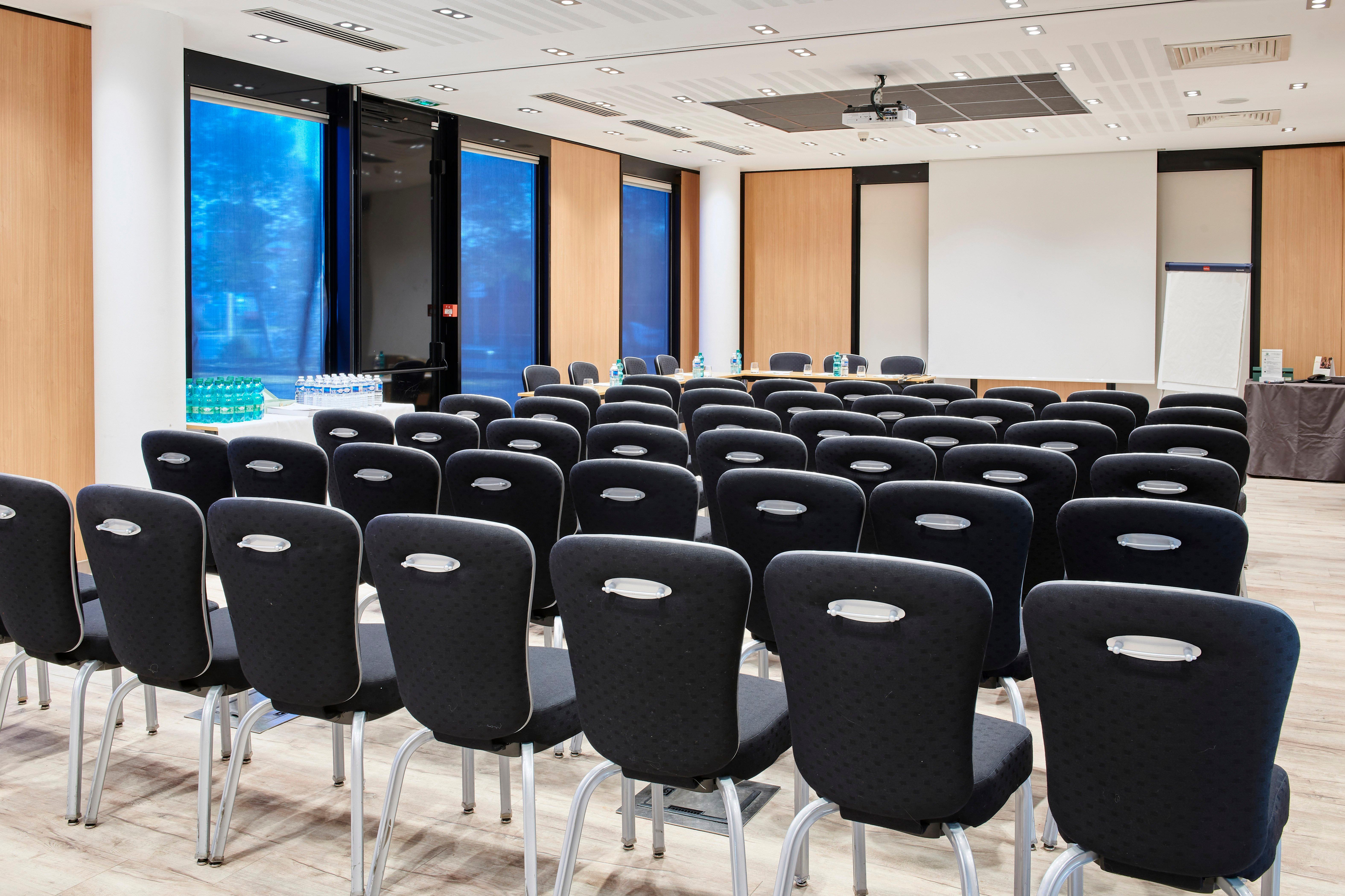Holiday Inn Bordeaux Sud - Pessac By Ihg Esterno foto